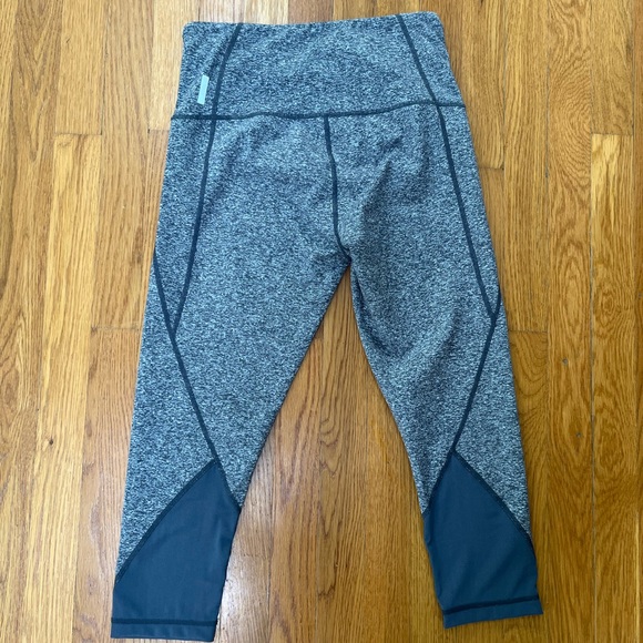 High Waist Crop Zella Legging - Picture 2 of 2